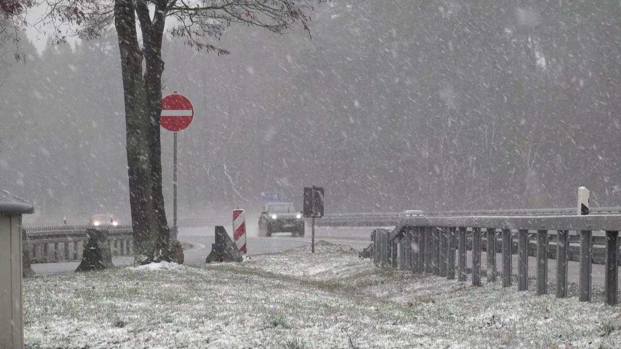 Ihre Rechte und Pflichten bei Schnee und Eis Wetterchaos in Deutschland