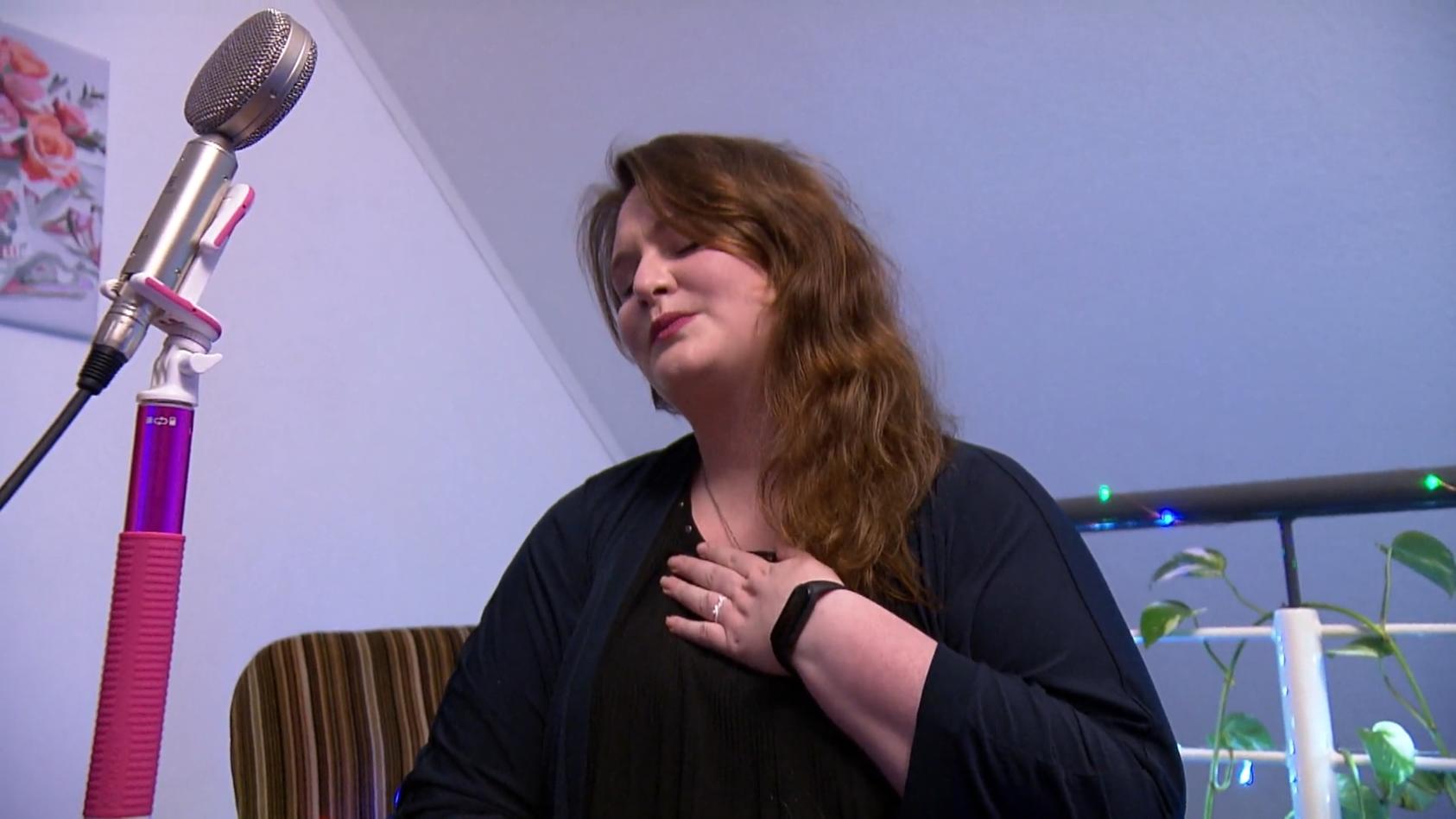 Online-Karaoke auf Distanz Alleine aber gemeinsam