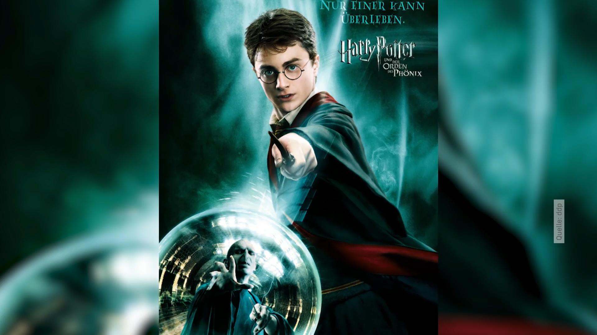 Film-Requisiten wie Brille & Zauberstab werden versteigert "Harry Potter"-Fans hergehört