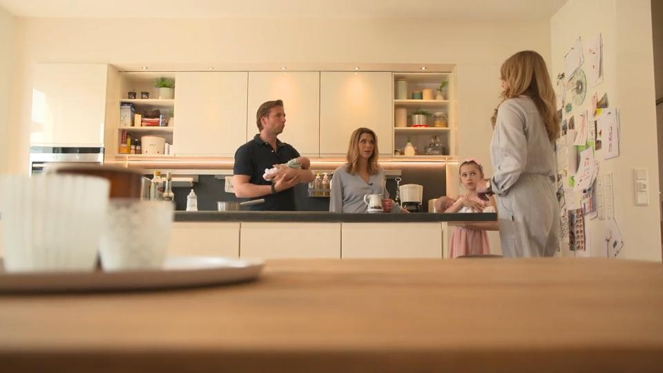 Tanja Szewczenko im Baby-Glück Frauke hat die Familie besucht