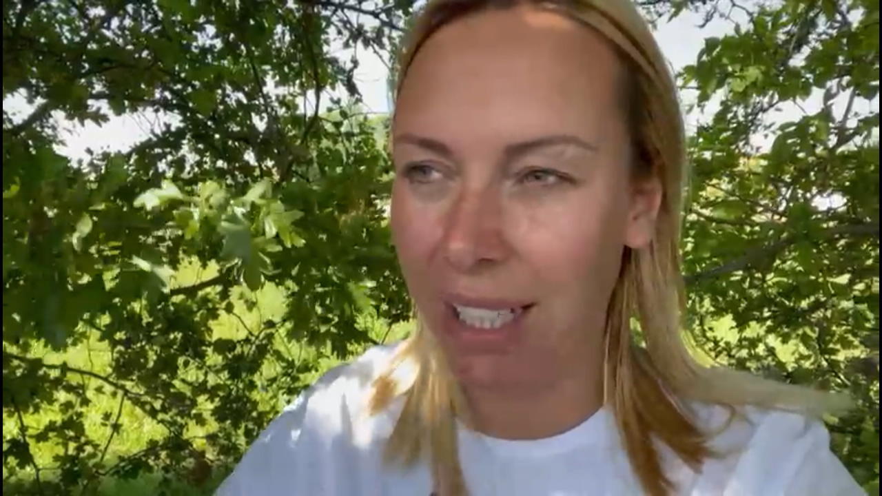 Julia Holz muss Mallorca aufgeben - sie braucht Geld Videobotschaft