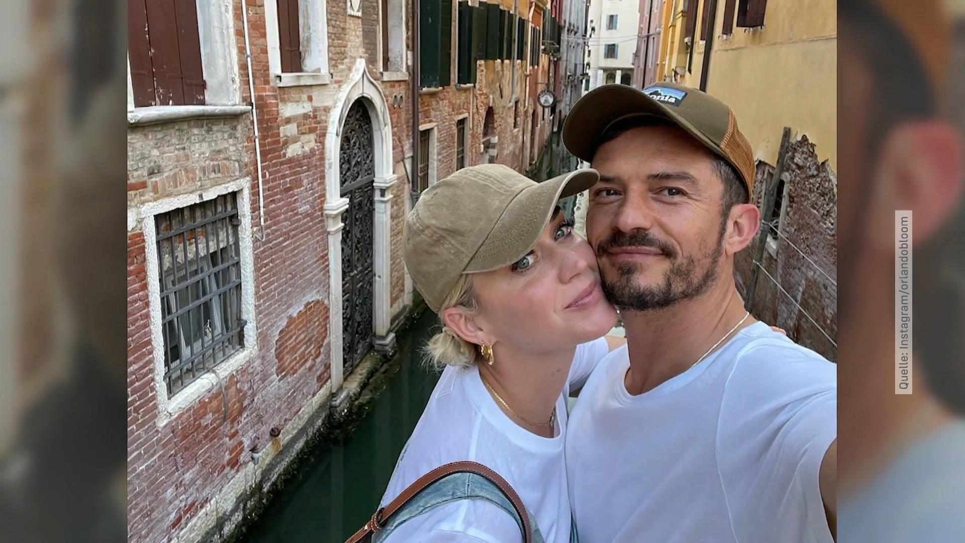 Katy Perry und Orlando Bloom genießen ihre babyfreie Zeit Knutschen in den Gondeln von Venedig