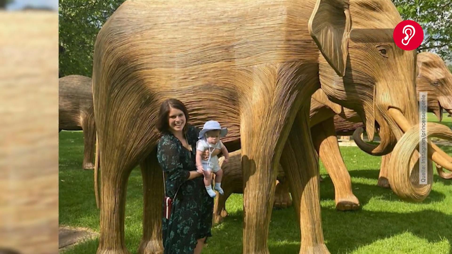 Prinzessin Eugenie mit Baby August im Green Park in London Süße Schnappschüsse mit Holz-Elefanten