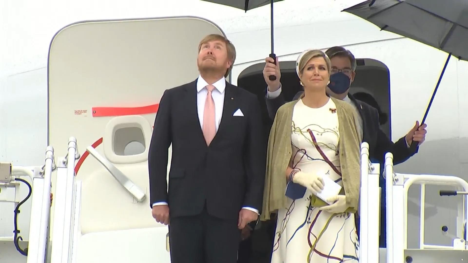 Willem-Alexander fliegt seine Máxima selbst nach Deutschland Das niederländische Königspaar zu Besuch bei uns