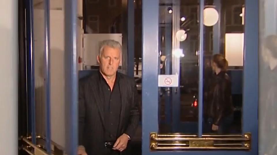 Attentat auf Star-Reporter in Amsterdam Auf offener Straße niedergeschossen