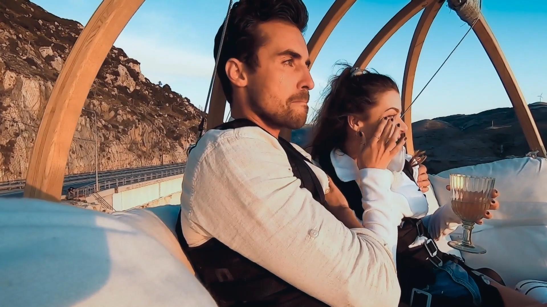 Dario und Maxime müssen weinen Bedrückte Stimmung beim Bachelorette-Date