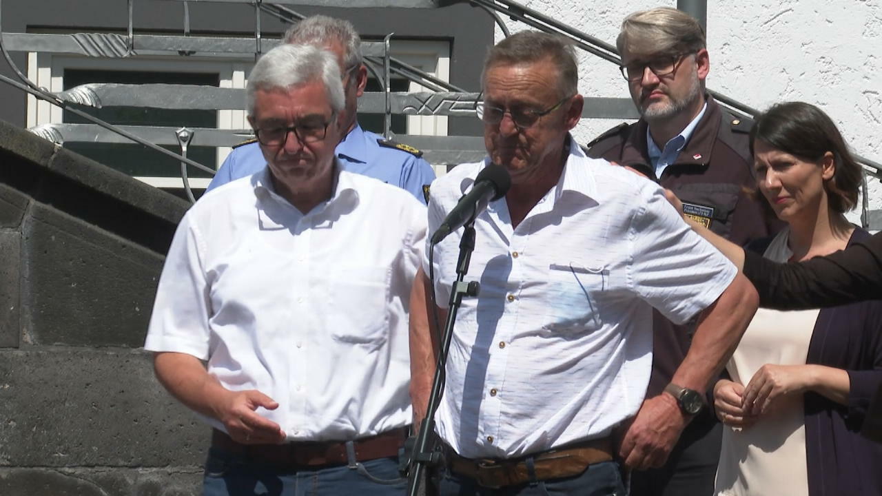 Bürgermeister von Schuld bricht die Stimme "Diese Flut wird Narben hinterlassen"