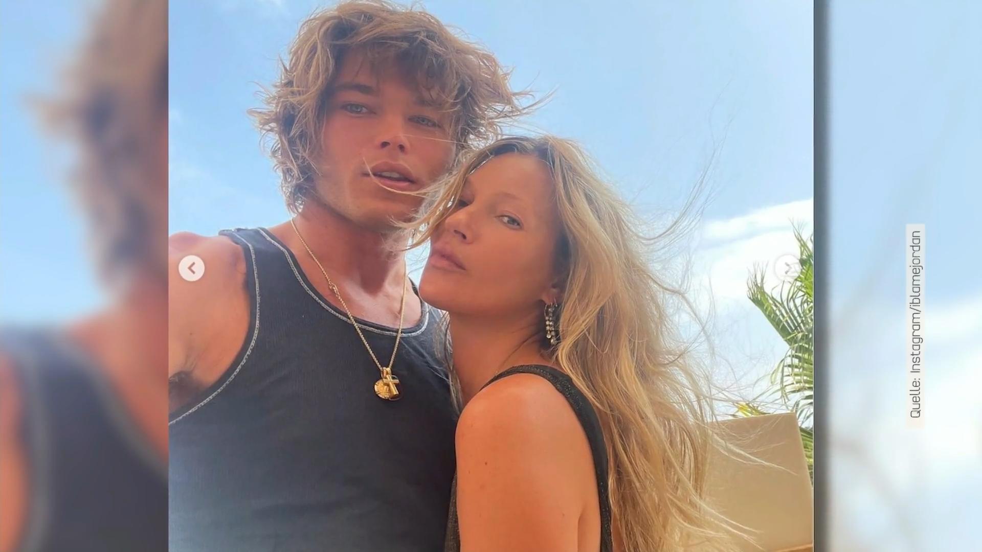 Neue Liebesgerüchte um Kate Moss & Jordan Barrett Auf Ibiza unterwegs