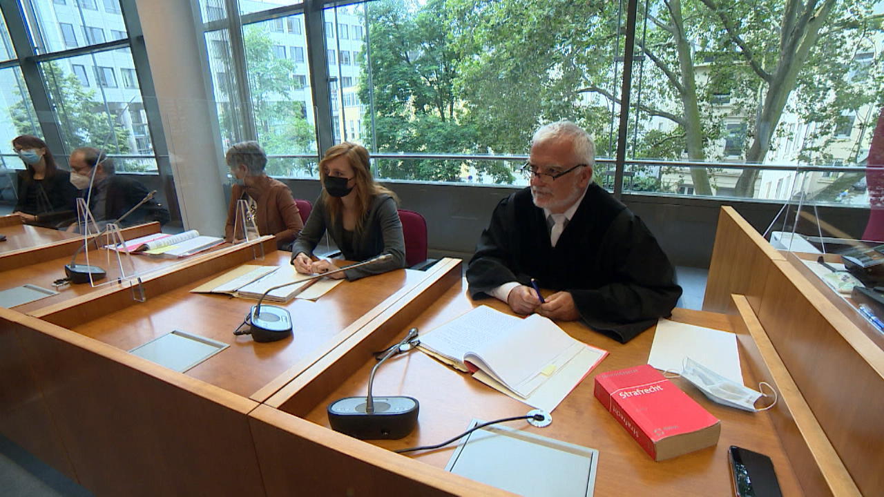 Tochter ermordet Mutter nach Streit 