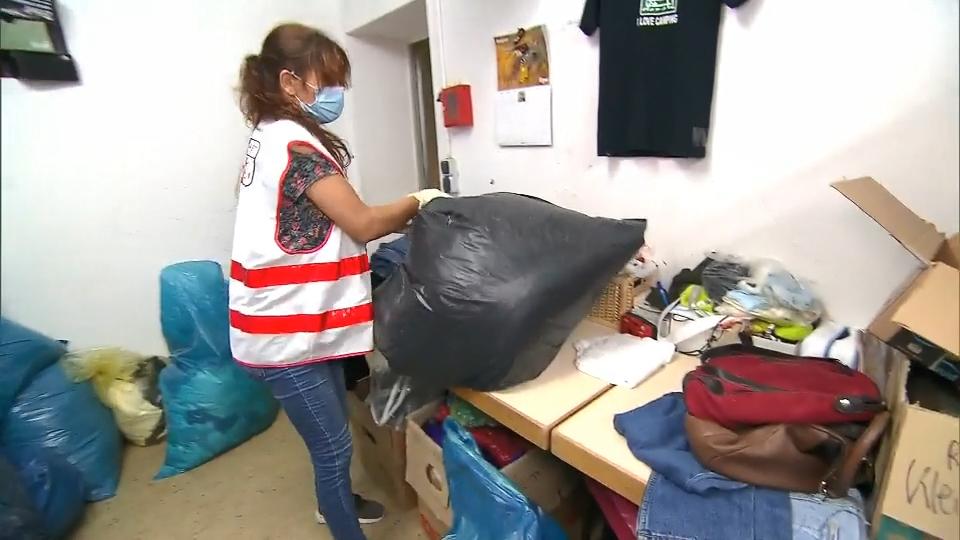 Deutsches Rotes Kreuz bekommt Müllspenden für Flutopfer Fäkalien im Spendensack