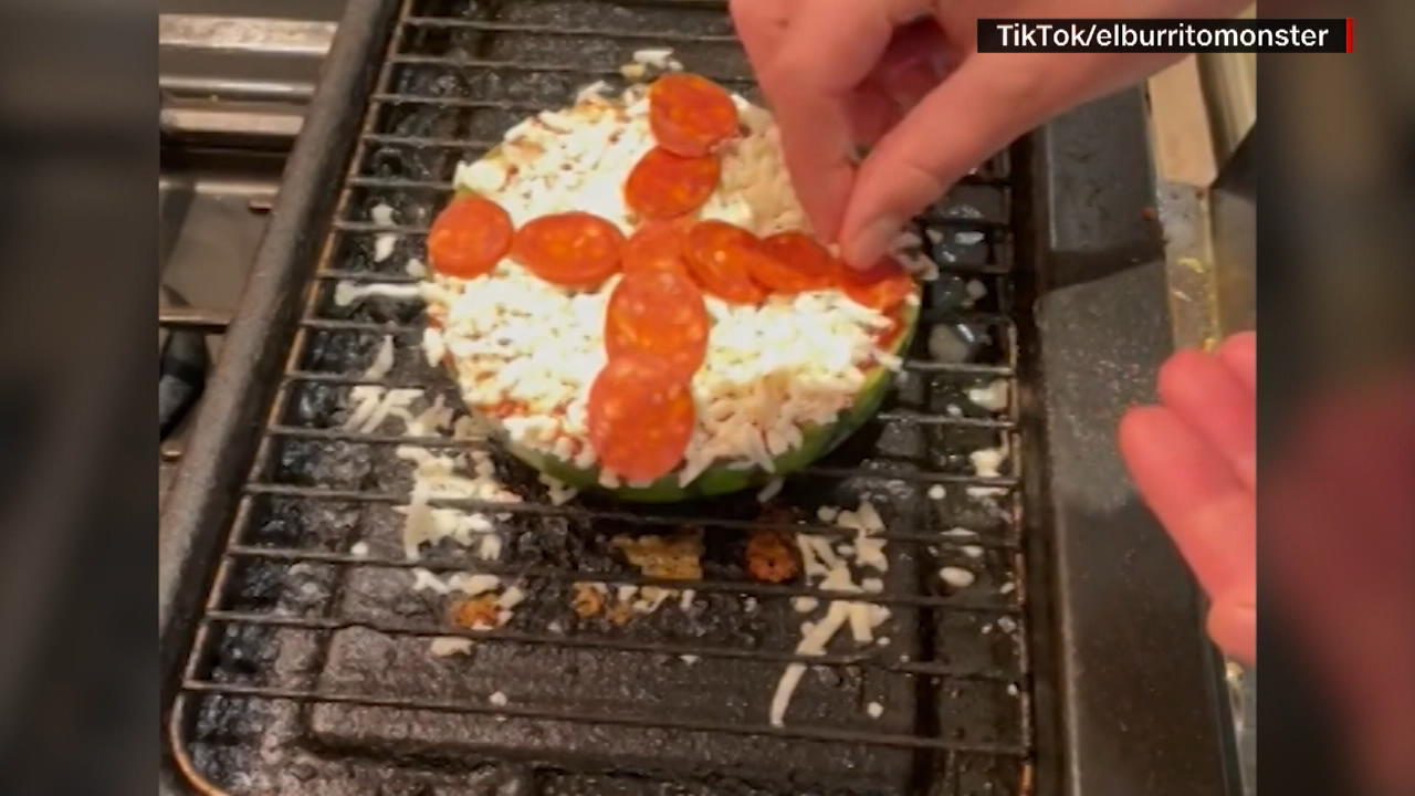 Apakah TikToker menemukan pizza melon yang lebih buruk daripada Pizza Hawaii?