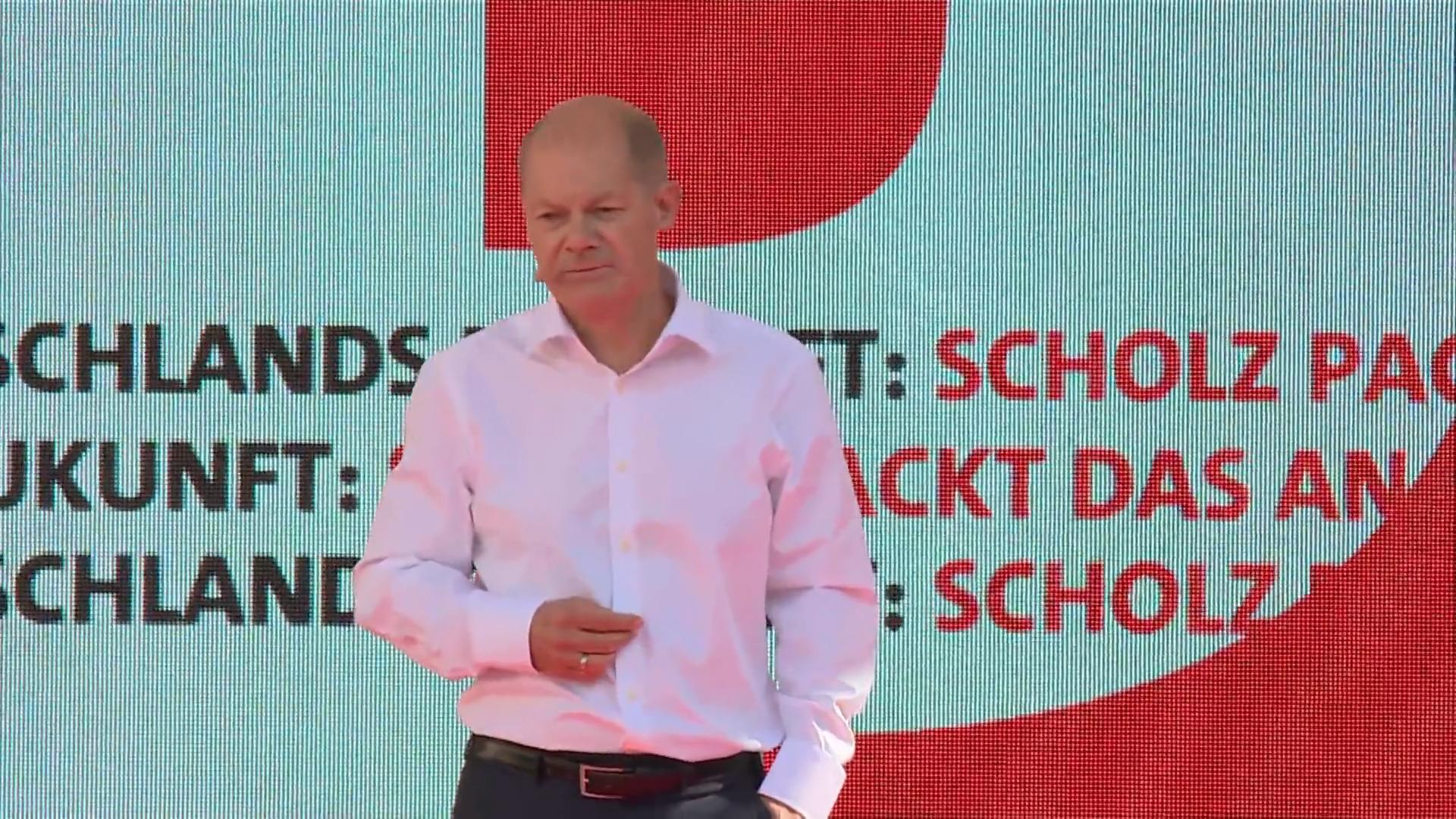 SPD-Kandidat freut sich über gute Umfragewerte Scholz vor RTL-Wahltriell
