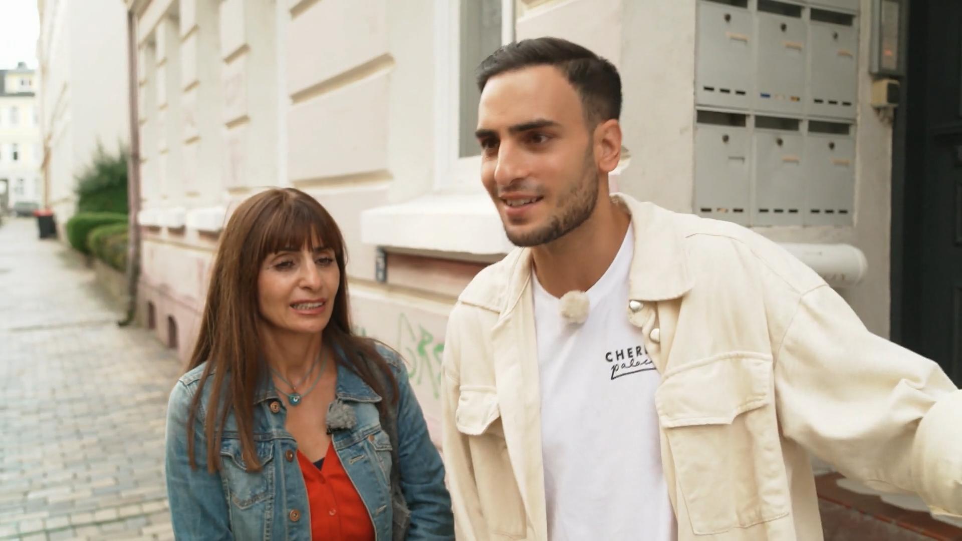 Timur Ülkers größter Rückhalt ist seine Mama Bewegender Rückblick in Kindheit von GZSZ-Star