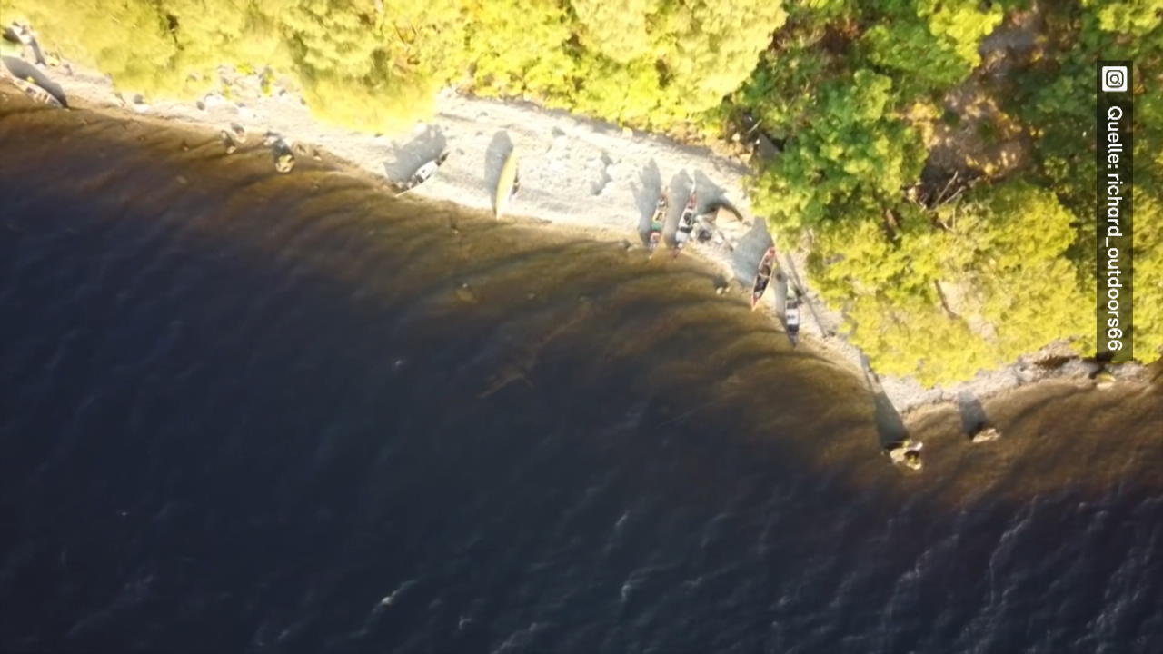Ist das hier wirklich Nessie? Youtuber filmt angebliches Wesen im Wasser