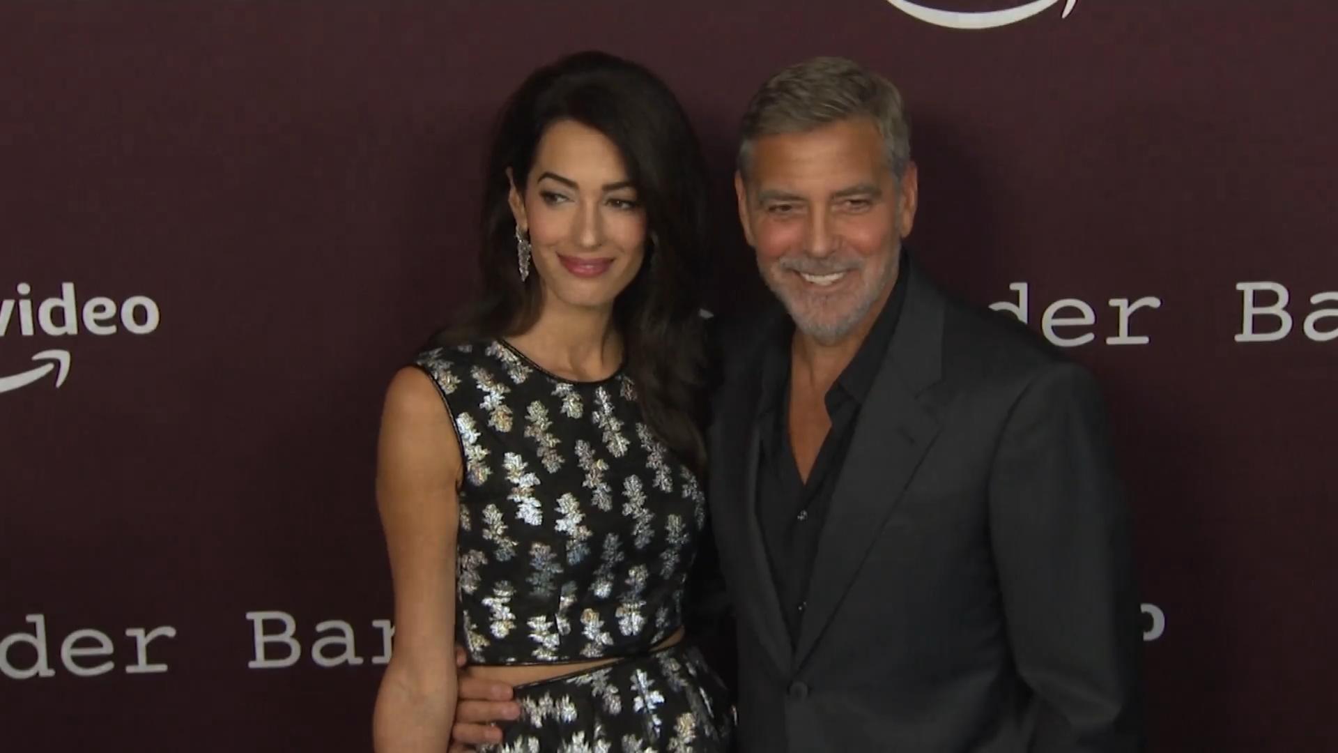 Amal und George Clooney sind zurück auf dem Red Carpet Hier strahlen die Clooneys um die Wette