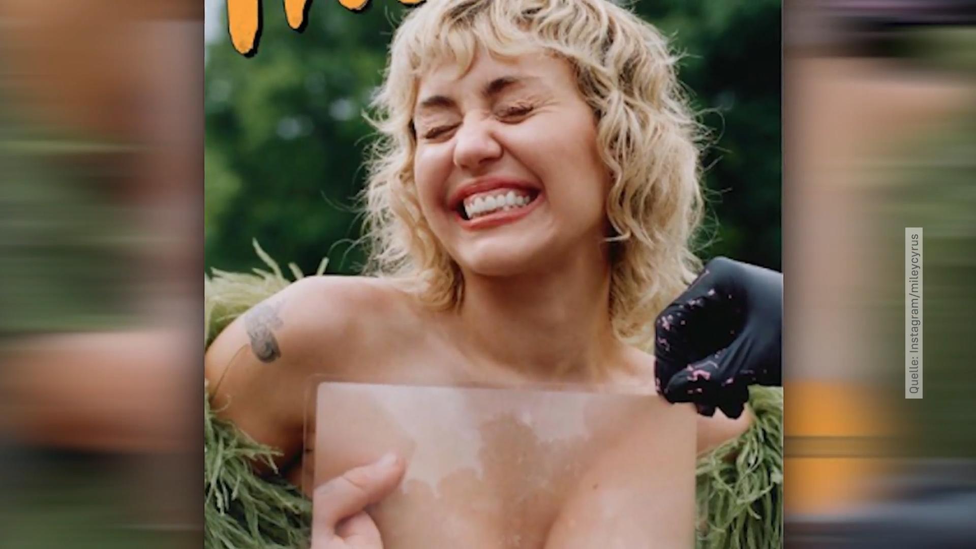 Miley Cyrus zieht mal wieder blank Oben ohne