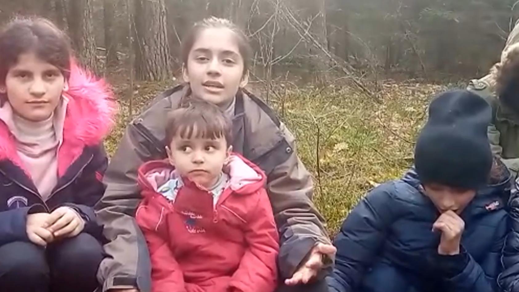Die Videobotschaft einer jungen Irakerin Bahsasht und ihre Familie sitzen in Belarus fest
