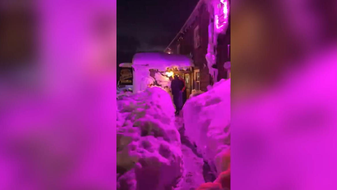 60 Konzertbesucher tagelang in Pub eingeschneit Schneesturm in Nord-England