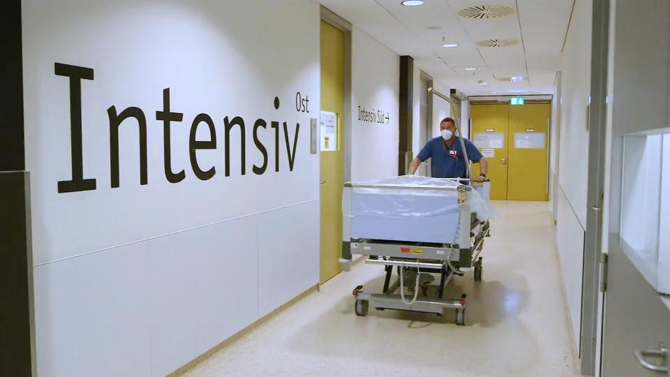 24 Stunden: Wir begleiten Intensivpfleger bei der Arbeit Der härtest Job Deutschlands