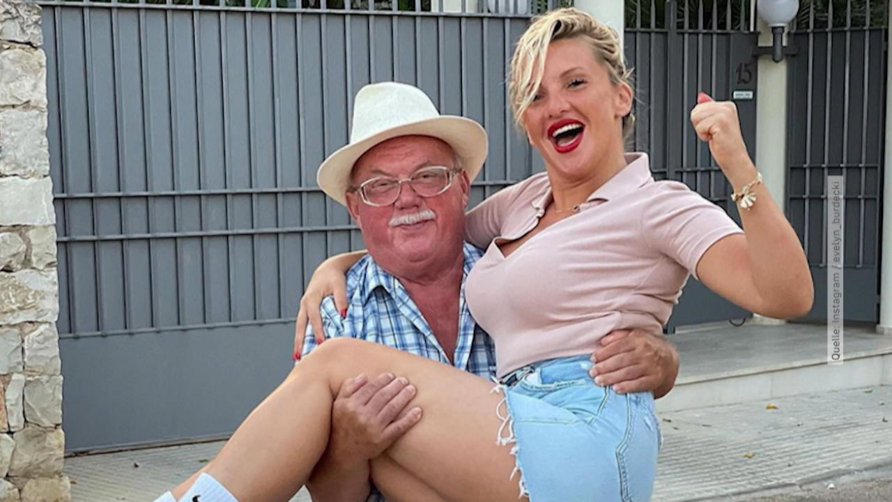 Evelyn spricht im RTL-Interview über ihren Papa „Mein Papa hat in den Himmel geguckt“
