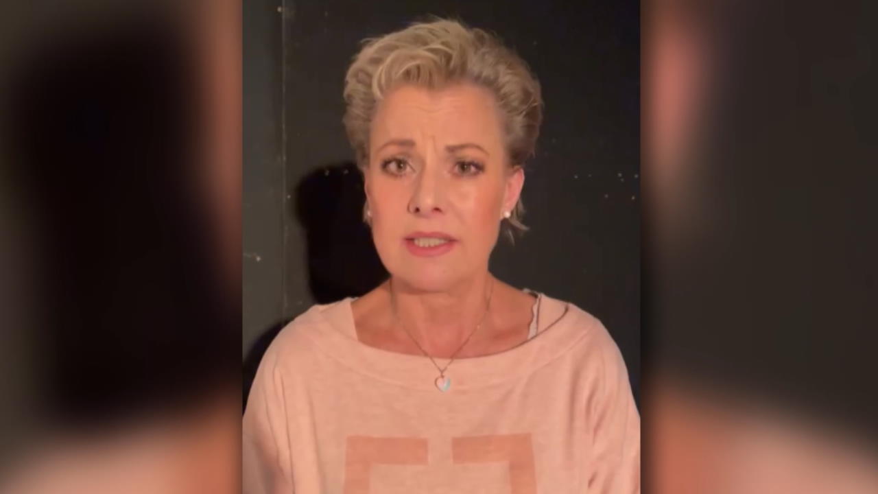 Tanja Schumann trauert um Mirco Nontschew Comedian stirbt mit 52 Jahren