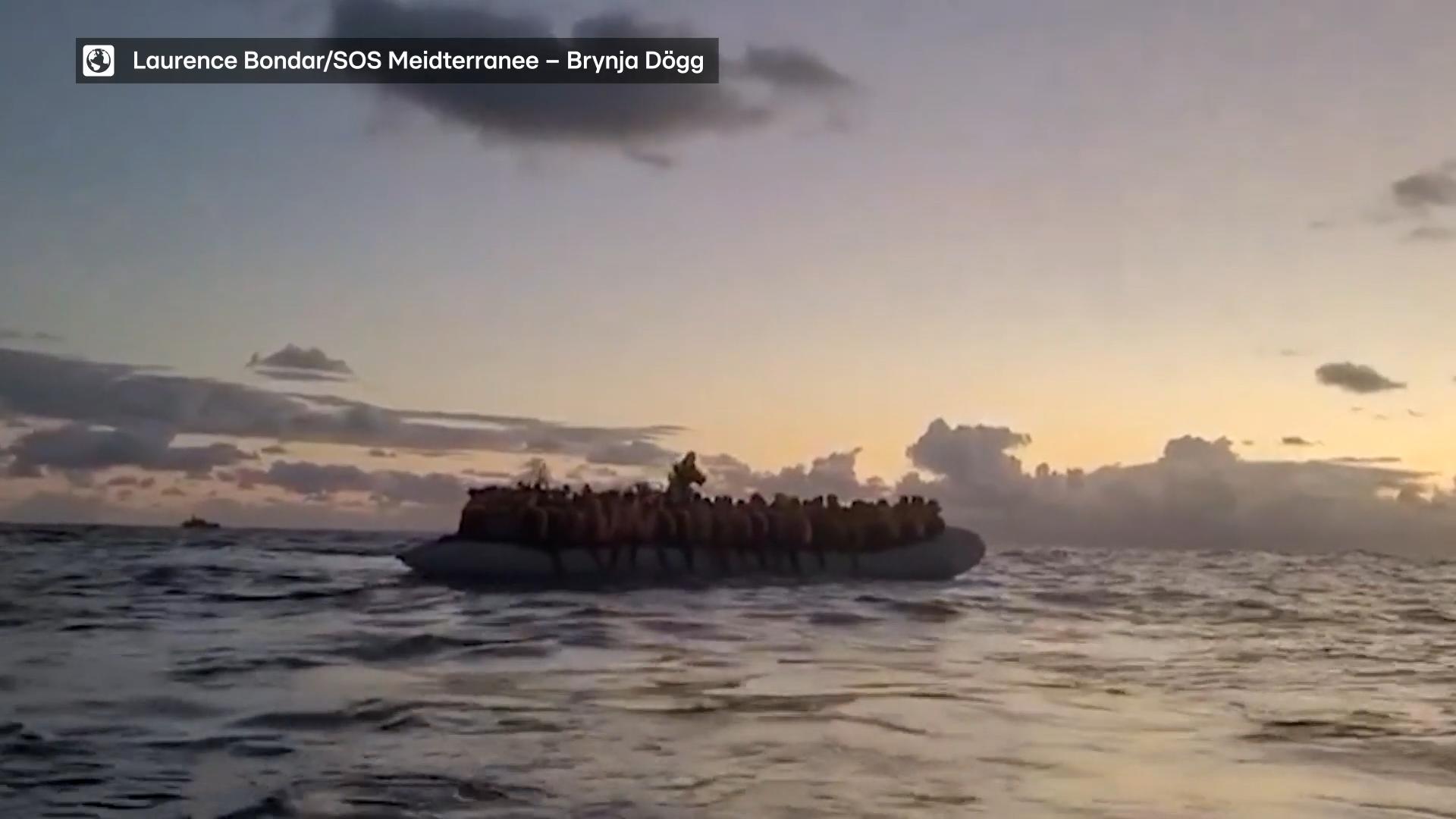 Seenotrettungsboot Ocean Viking rettet 114 Flüchtlinge Vor der Küste von Libyen