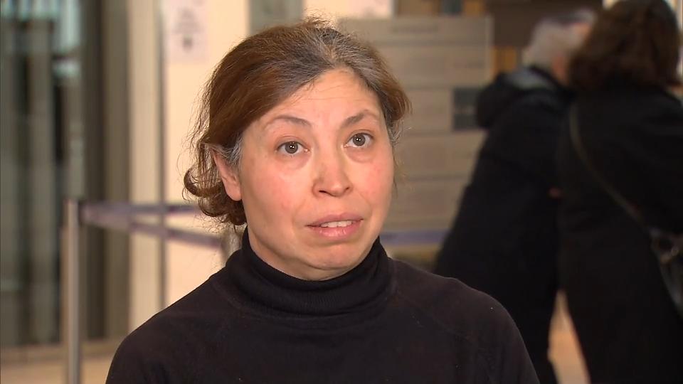 Mutter von Hanauer Opfer: Behörden sollen Fehler zugeben "Niemand hat Verantwortung übernommen"