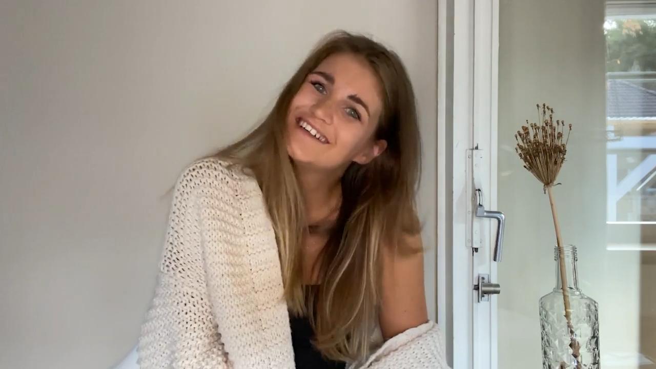 Tiere, Sport & Reisen: Dafür brennt Josephine Fischer Bachelor-Kandidatin 2022