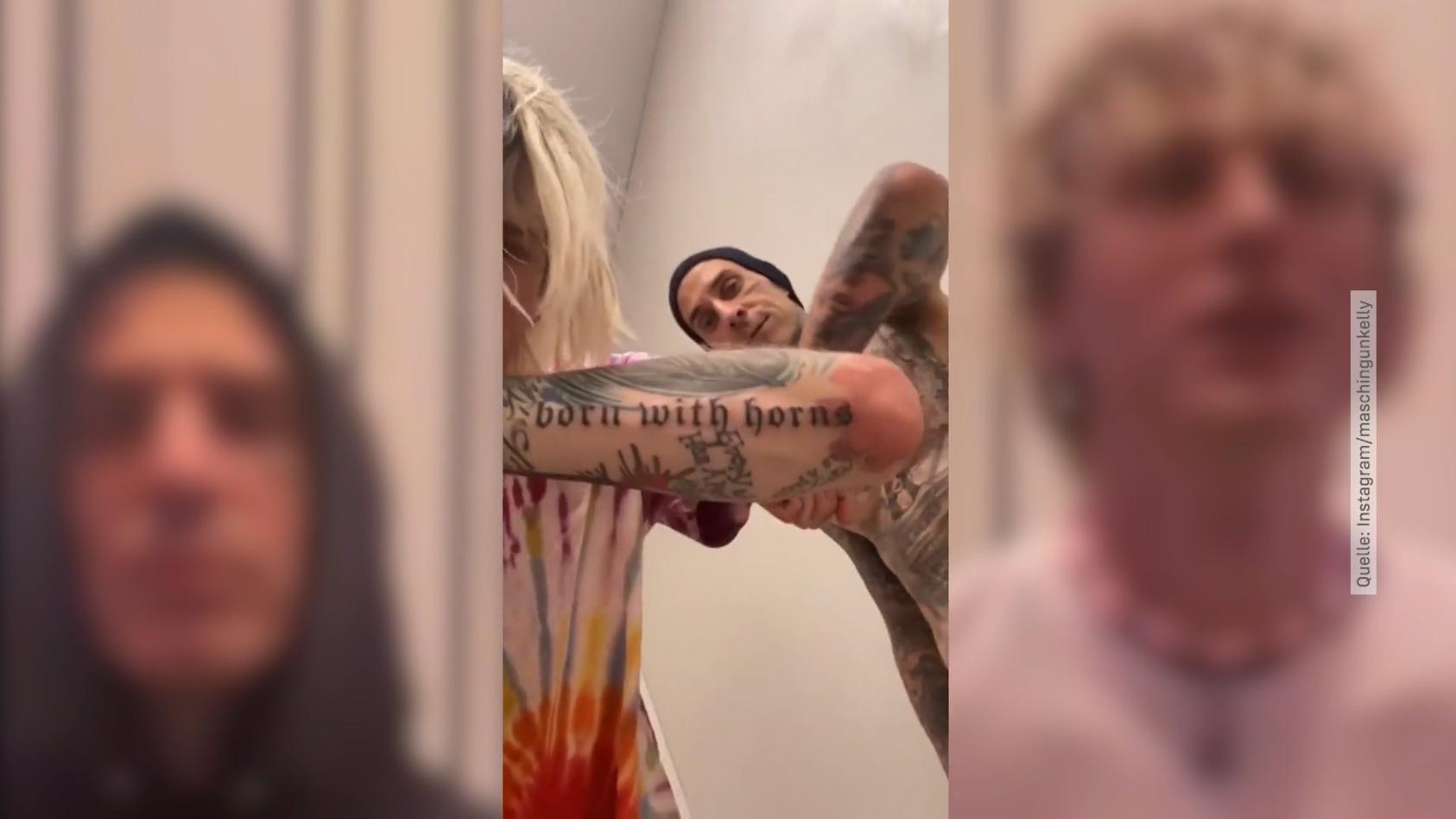 Machine Gun Kelly leistet sich Tattoo-Fail Kumpel Travis Barker reingelegt