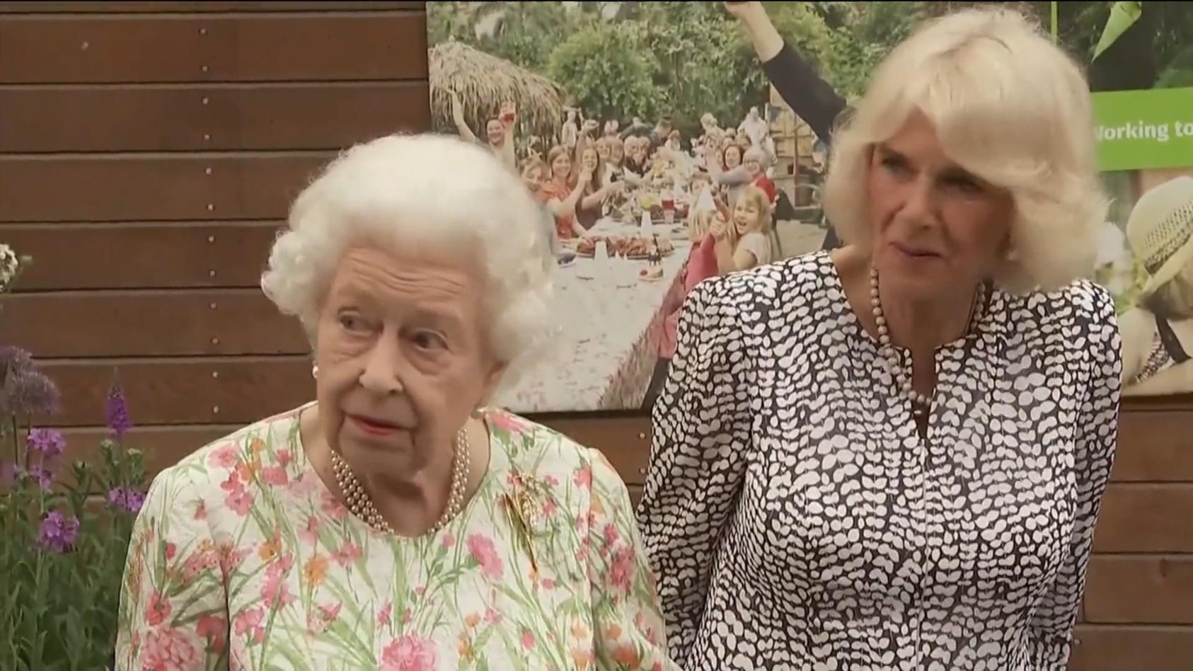 Queen hebt Camilla symbolisch auf den Thron Zum 70. Thronjubiläum
