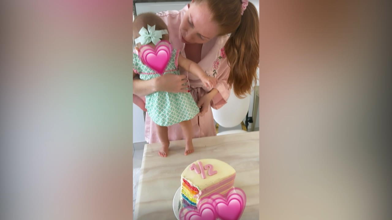 Georgina Fleurs Tochter bekommt eine Party zum halben Jahr Sechs Monate alt