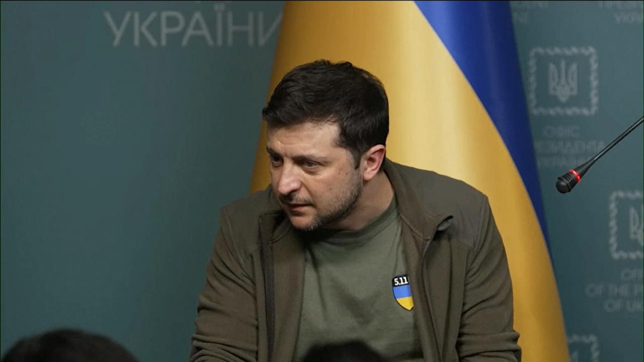 Präsident Selenskyj fordert Flugverbotszone über Ukaine Ukraine-Krieg