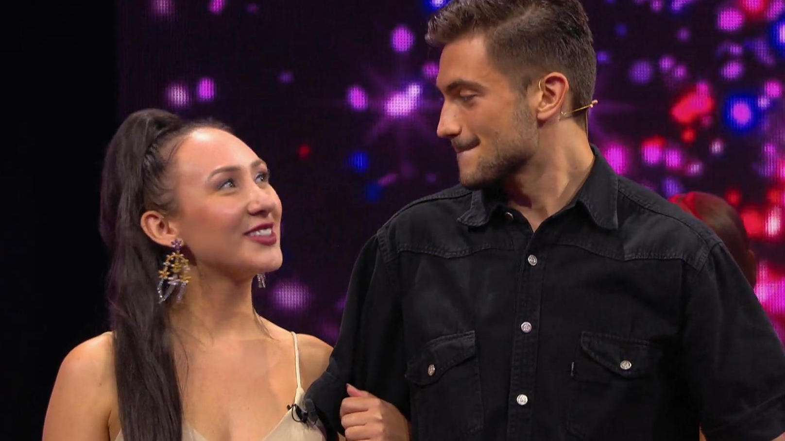 Sie holt sich das Date mit Single-Mann Angelo Take Me Out: Verzauberte Jeany