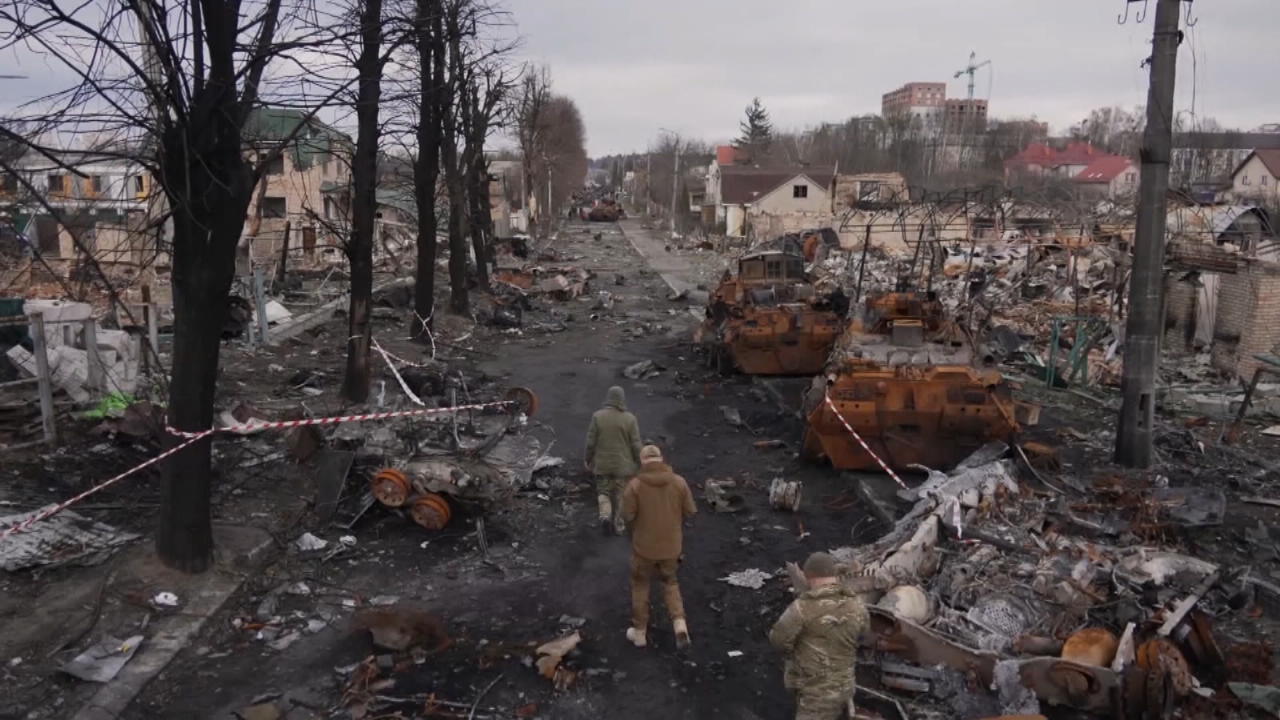Ukraine-Krieg: Russland bestätigt viele Opfer Putin-Sprecher: "Gewaltige Tragödie"