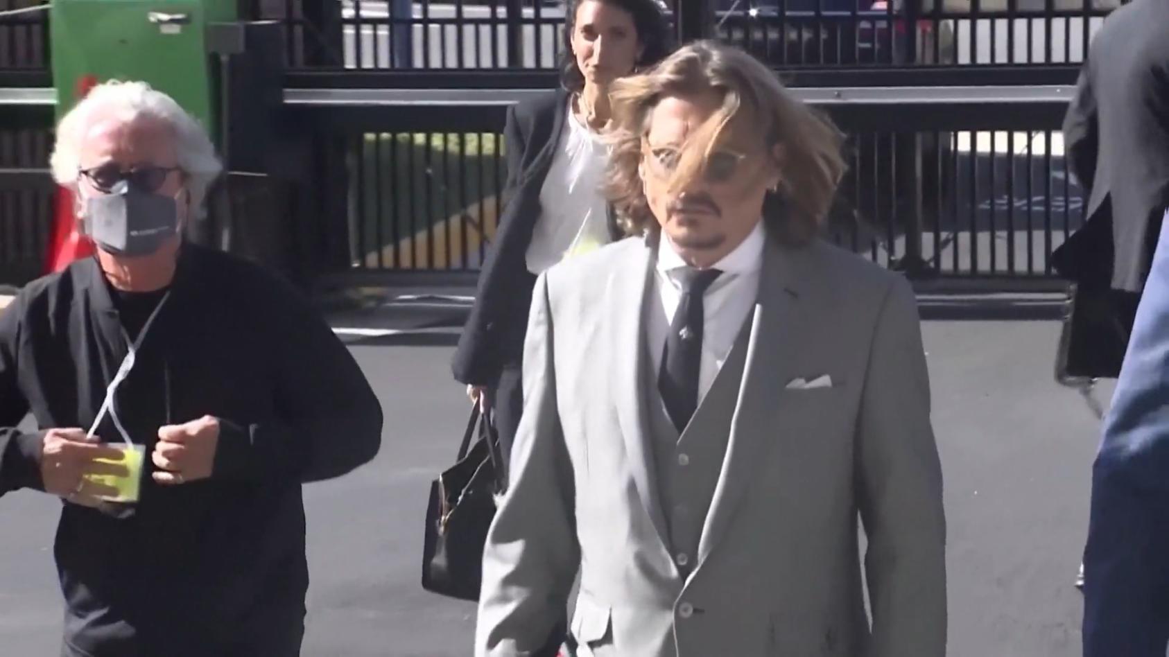Johnny Depp & Amber Heard verklagen sich gegenseitig Nächste Schlammschlacht vor Gericht