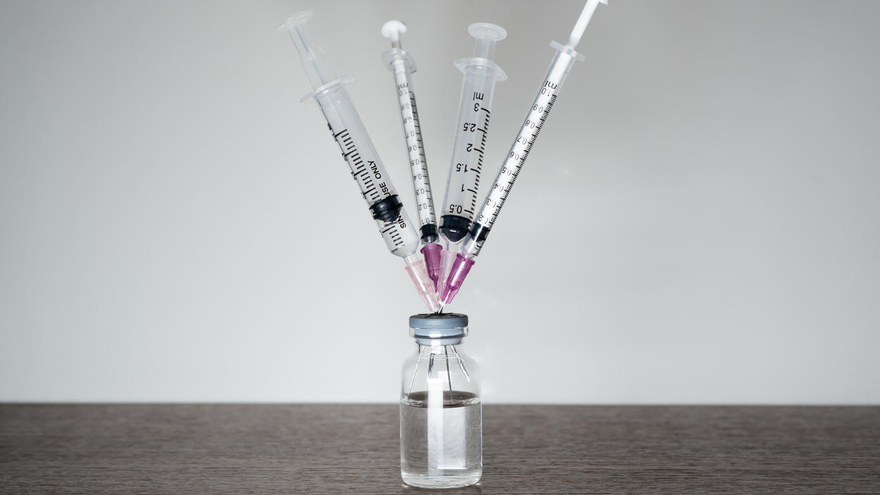 4. Impfung: Ja oder Nein? Immunologe klärt alle Fragen! Pulver nicht verschießen