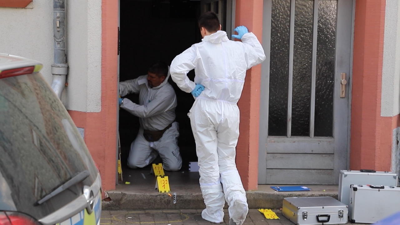 Leiche von 45-Jährigem in Treppenhaus entdeckt Tödlicher Streit in Fulda