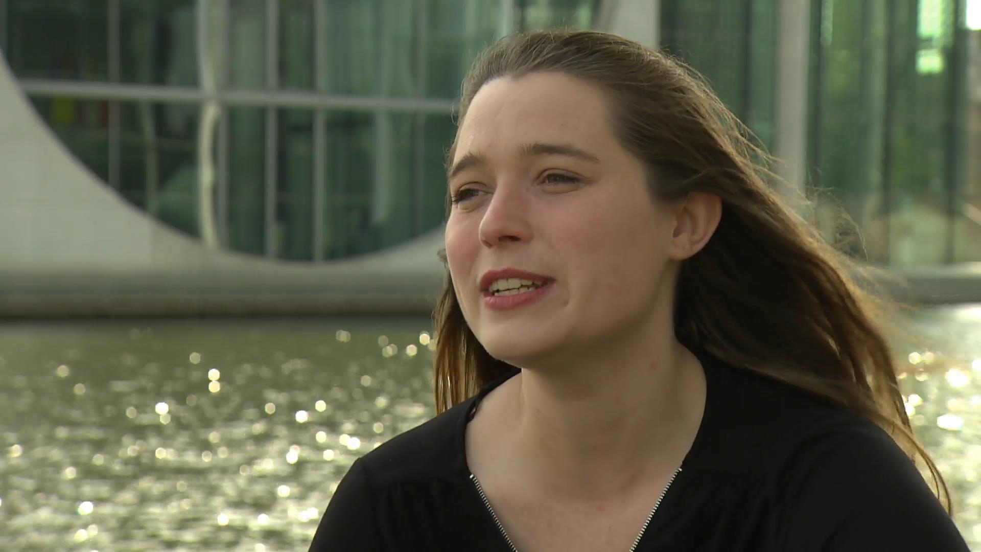 24-Jährige berichtet über die ersten Monate im Bundestag Emilia Fester im Interview