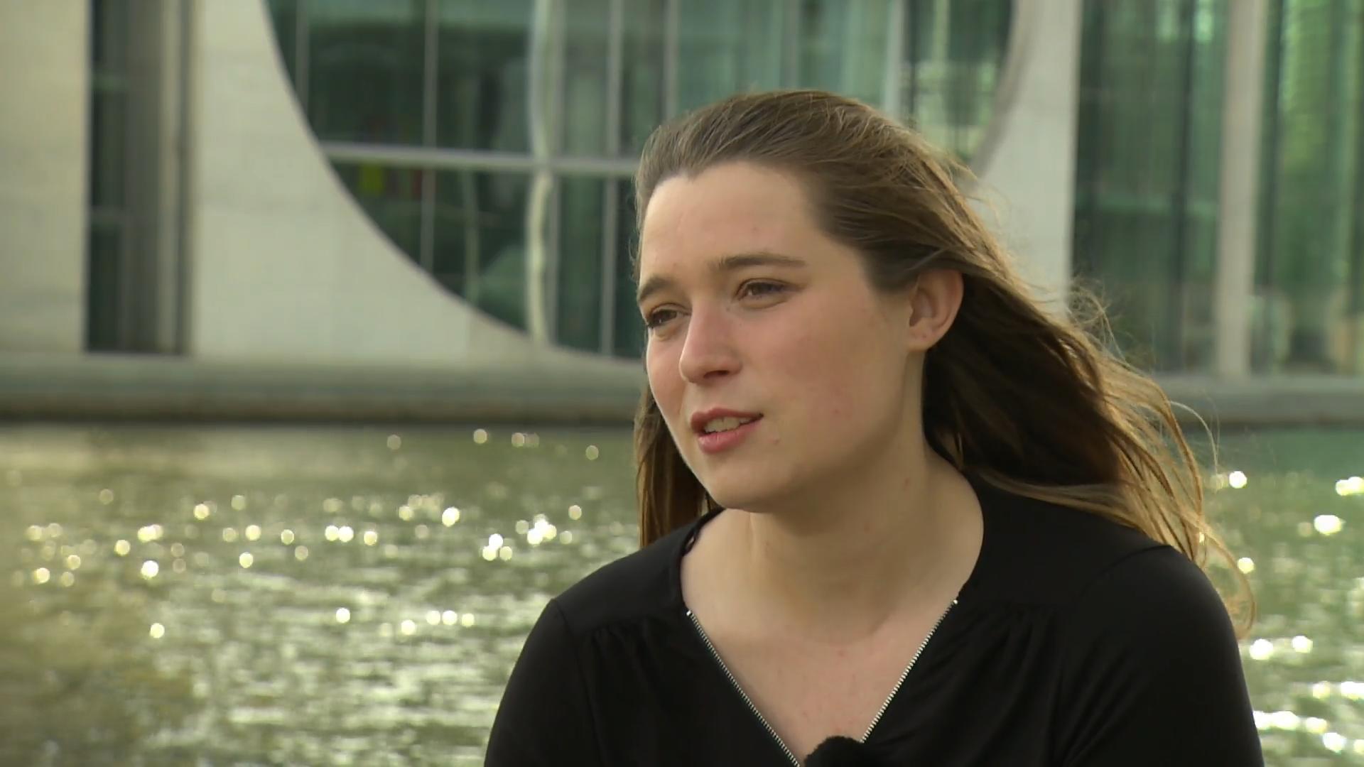 24-Jährige berichtet über die ersten Monate im Bundestag Emilia Fester im Interview