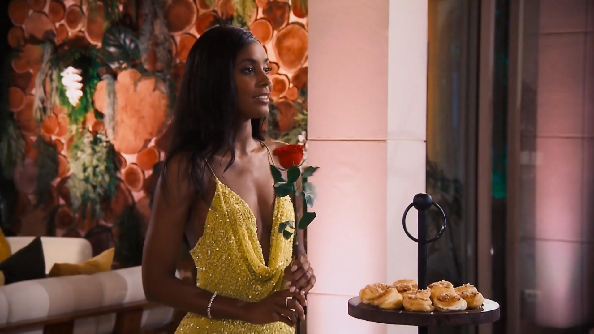 Dieser Mann kriegt Sharons 1. Rose Achtung, Bachelorette-Spoiler!
