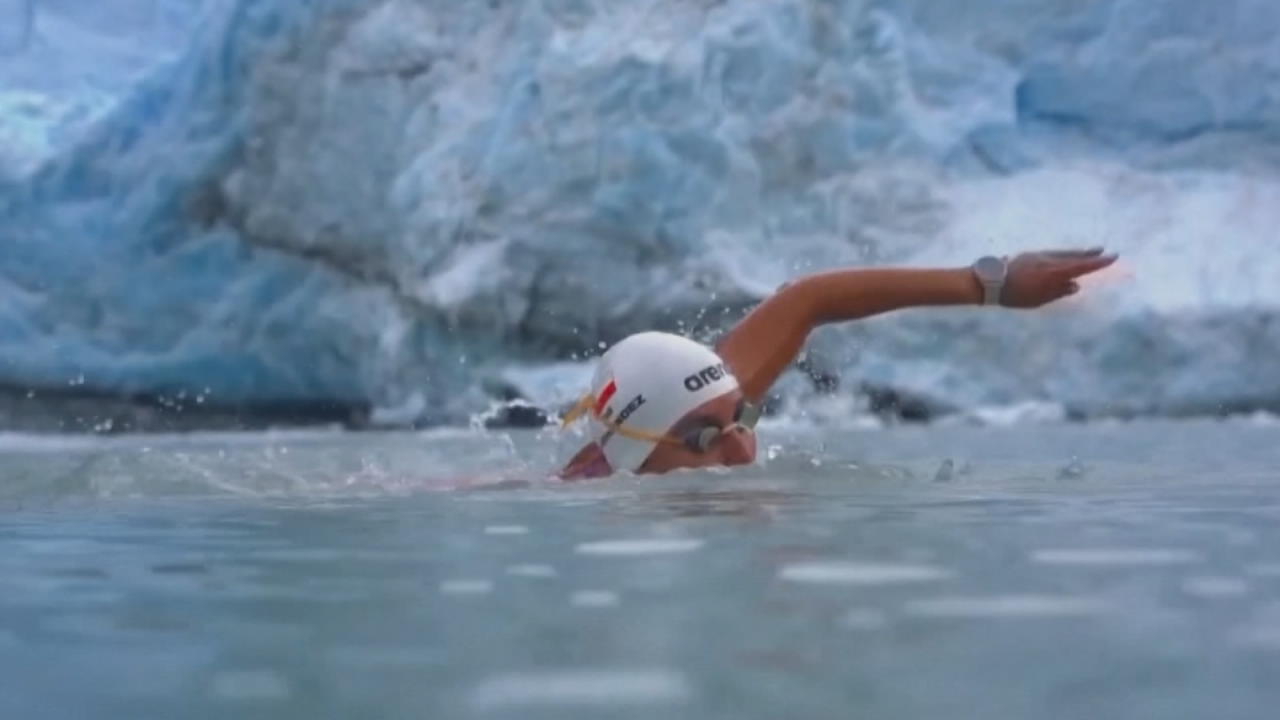 Völlig irre: Barabara Hernandez schwimmt eisigen Weltrekord Was für eine Frau