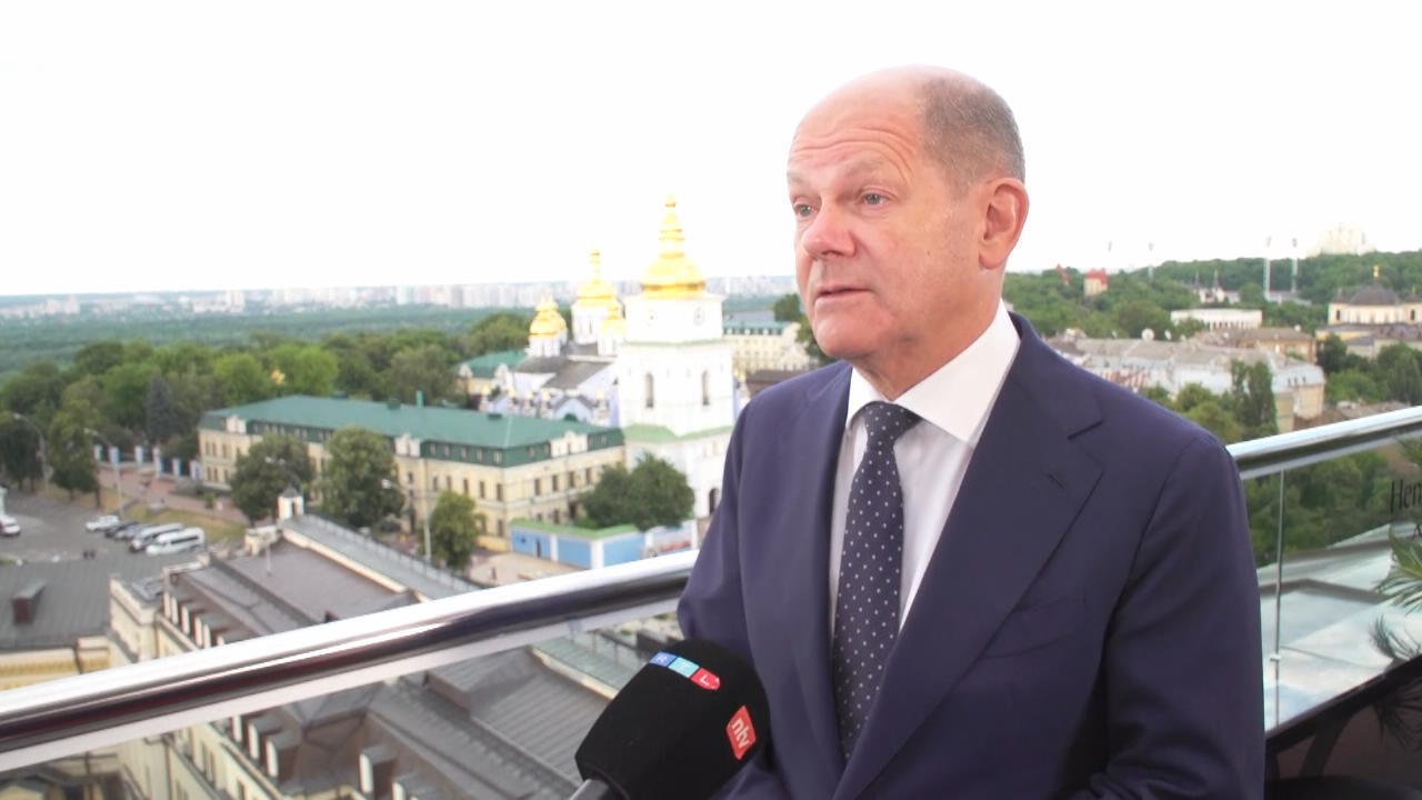 Kanzler In Kiew: Bei Dieser Frage Wird Olaf Scholz Emotional - Exklusiv ...