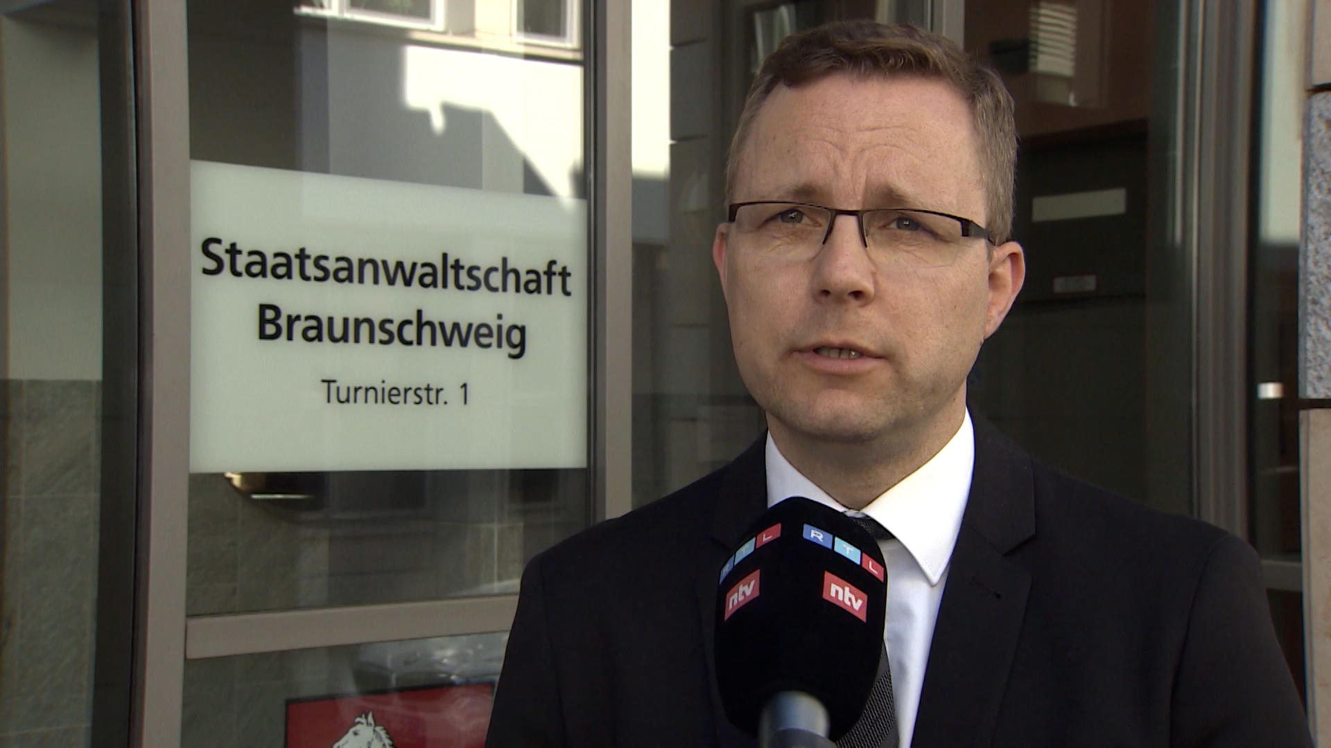Staatsanwalt: "Mädchen ist erstickt" Offenbar Mord in Salzgitter