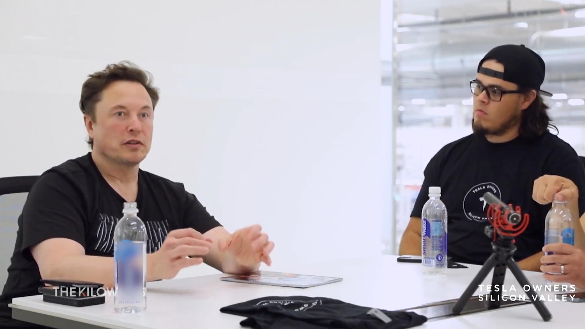 Elon Musk über Tesla-Fabrik in Deutschland "Gigantischer Geldverbrennungsofen"