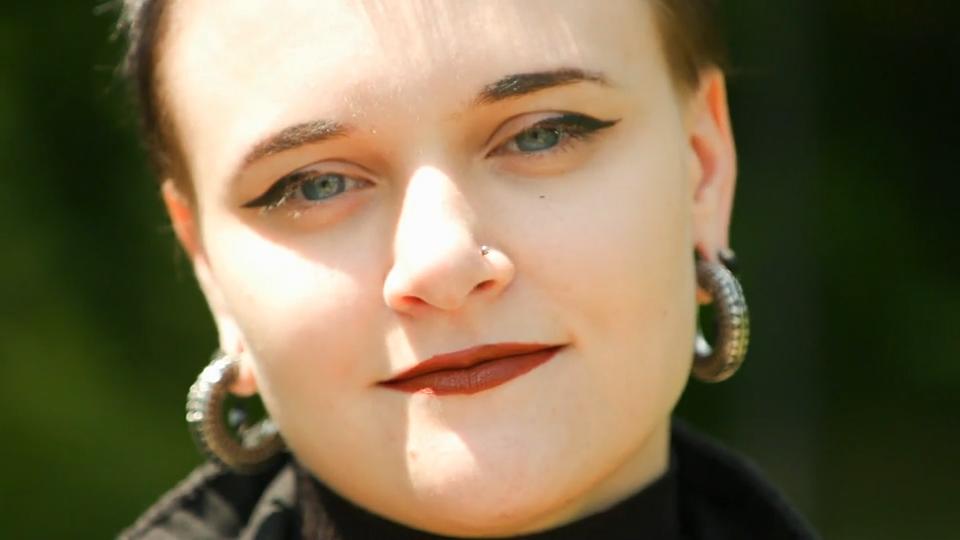 Nina ist asexuell: Es gibt schönere Dinge als Sex! Woche der Vielfalt