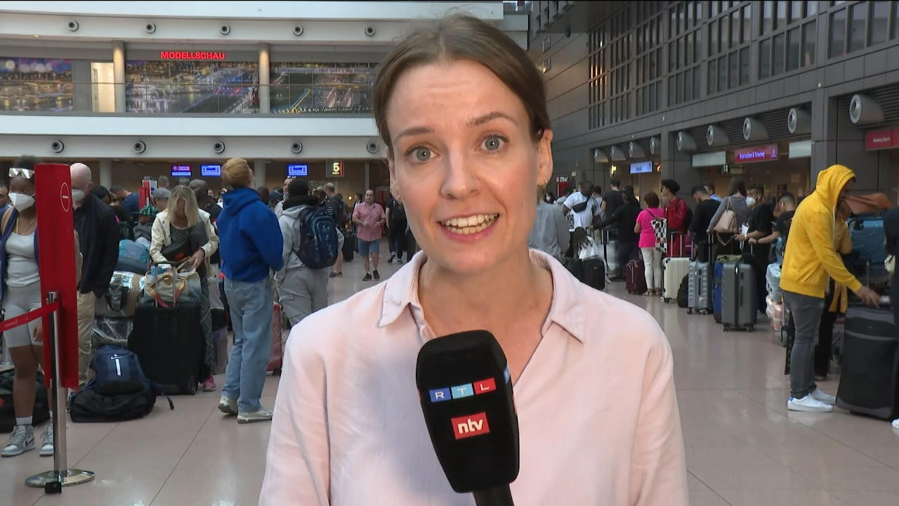 Was Urlauber am Hamburger Flughafen erwartet Aktuelle Infos unserer Reporterin vor Ort