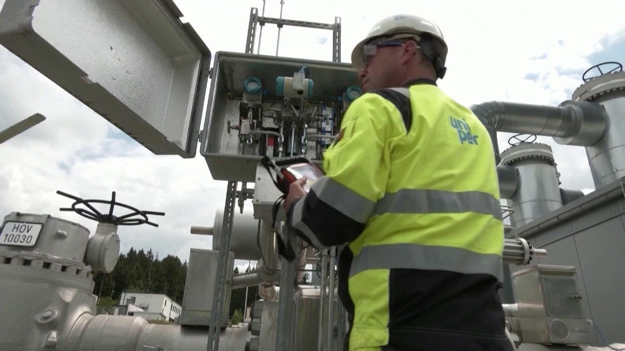 Bundesregierung will Energiefirmen mit Steuergeldern retten Schutzschirm geplant