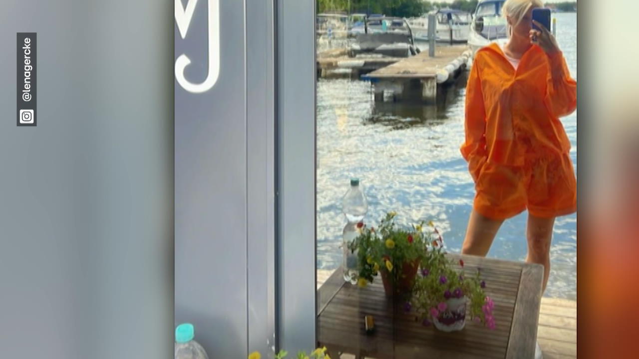 Lena Gercke feiert Betriebsfeier auf einem Hausboot Das sieht cool aus