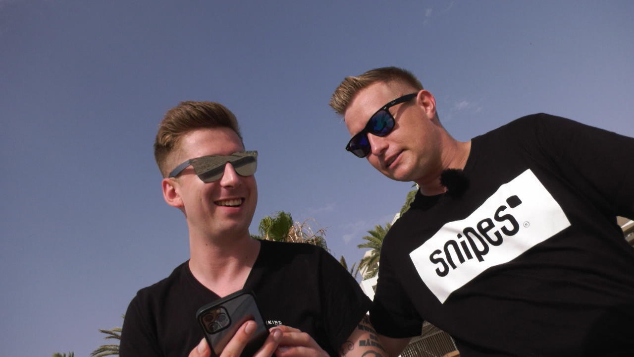 Das sind die Jungs hinter dem Mallorca-Hit "Layla" DJ Robin & Schürze im Interview