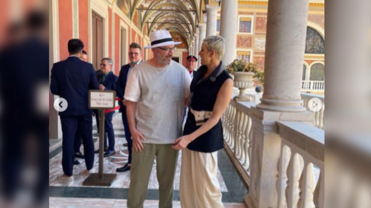 Tourist trifft zufällig Charlène von Monaco Royale Überraschung